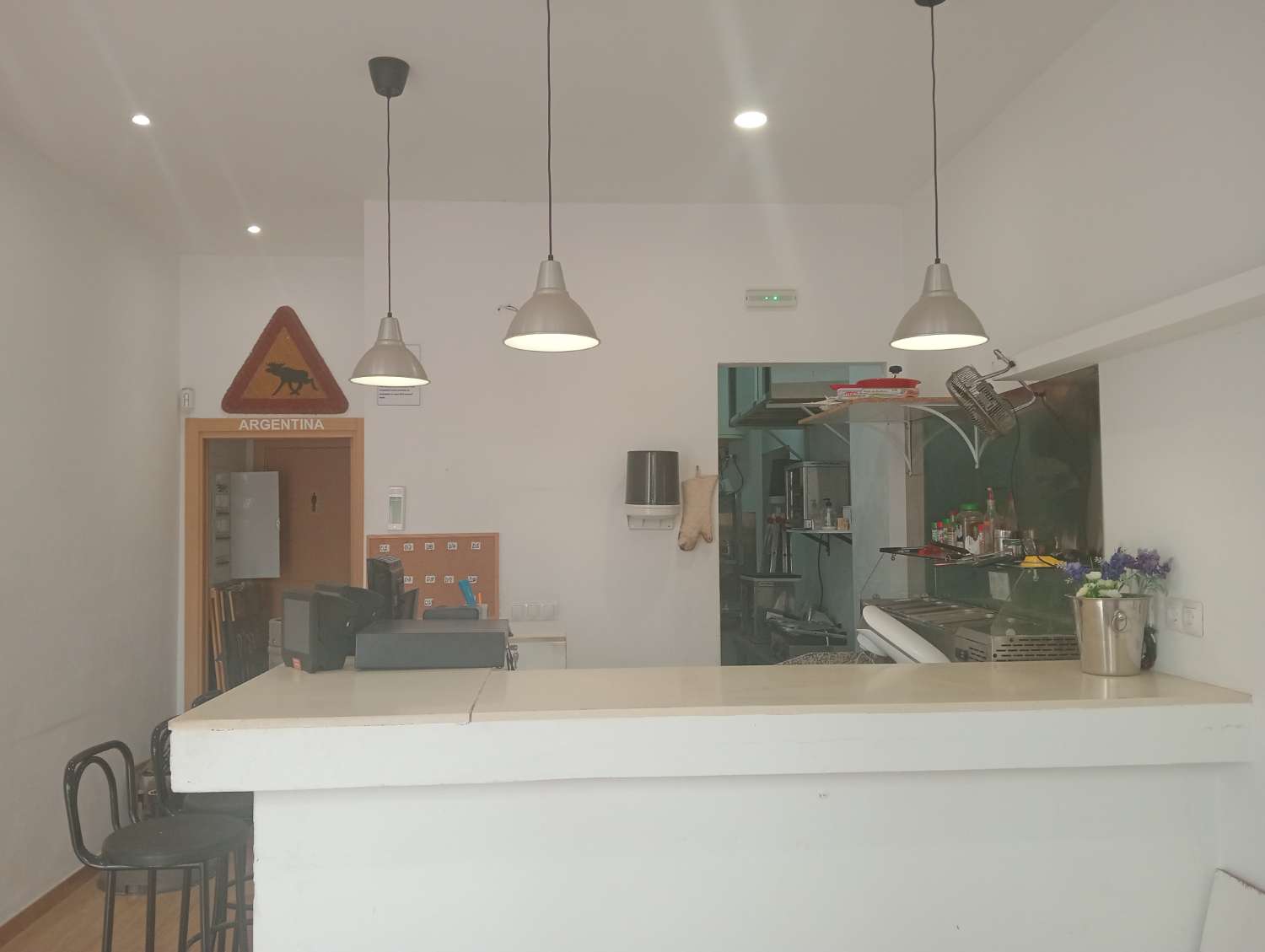 бар b перечислить в Arroyo de la Miel (Benalmádena)