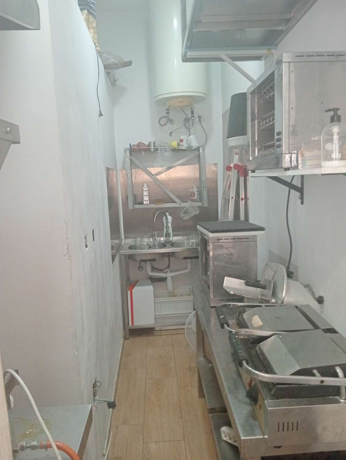 бар b перечислить в Arroyo de la Miel (Benalmádena)