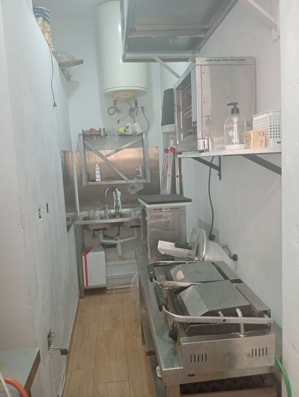 бар b перечислить в Arroyo de la Miel (Benalmádena)