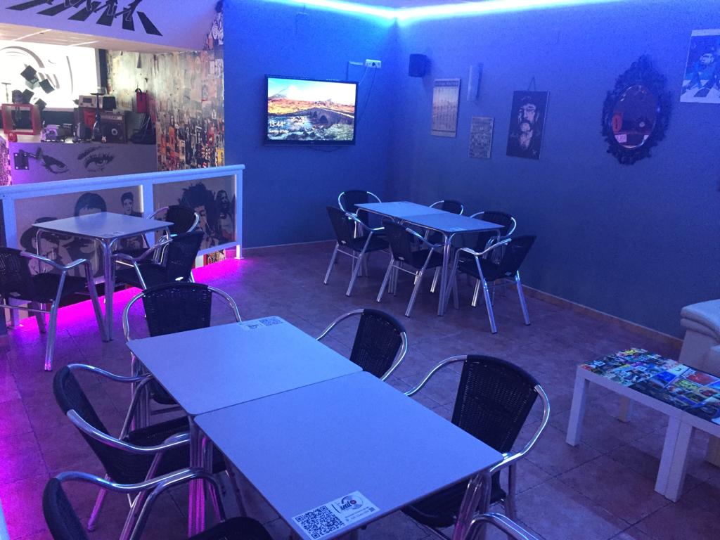 Pub Bar with Music FOR SALE in Benalmadena Costa del Sol - LIVE MUSIC