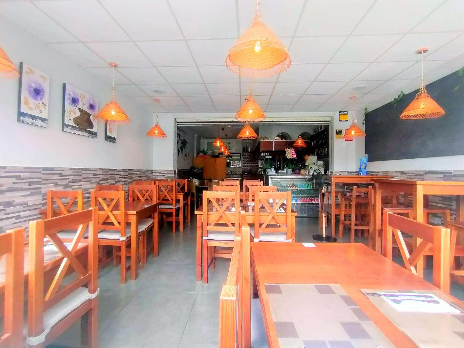 Bar & Restaurant in Benalmadena Costa del Sol - 50 meters from the beach - Excellent location