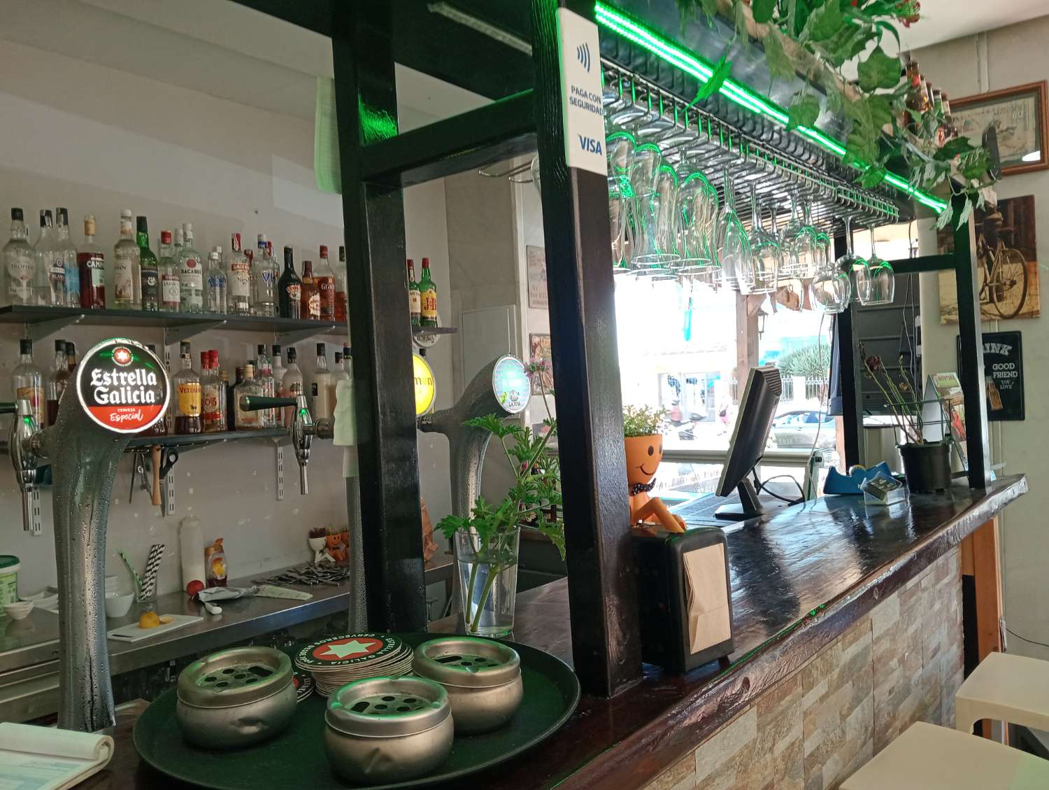 Cafe Bar en Benalmadena Costa - Cocina & Terraza