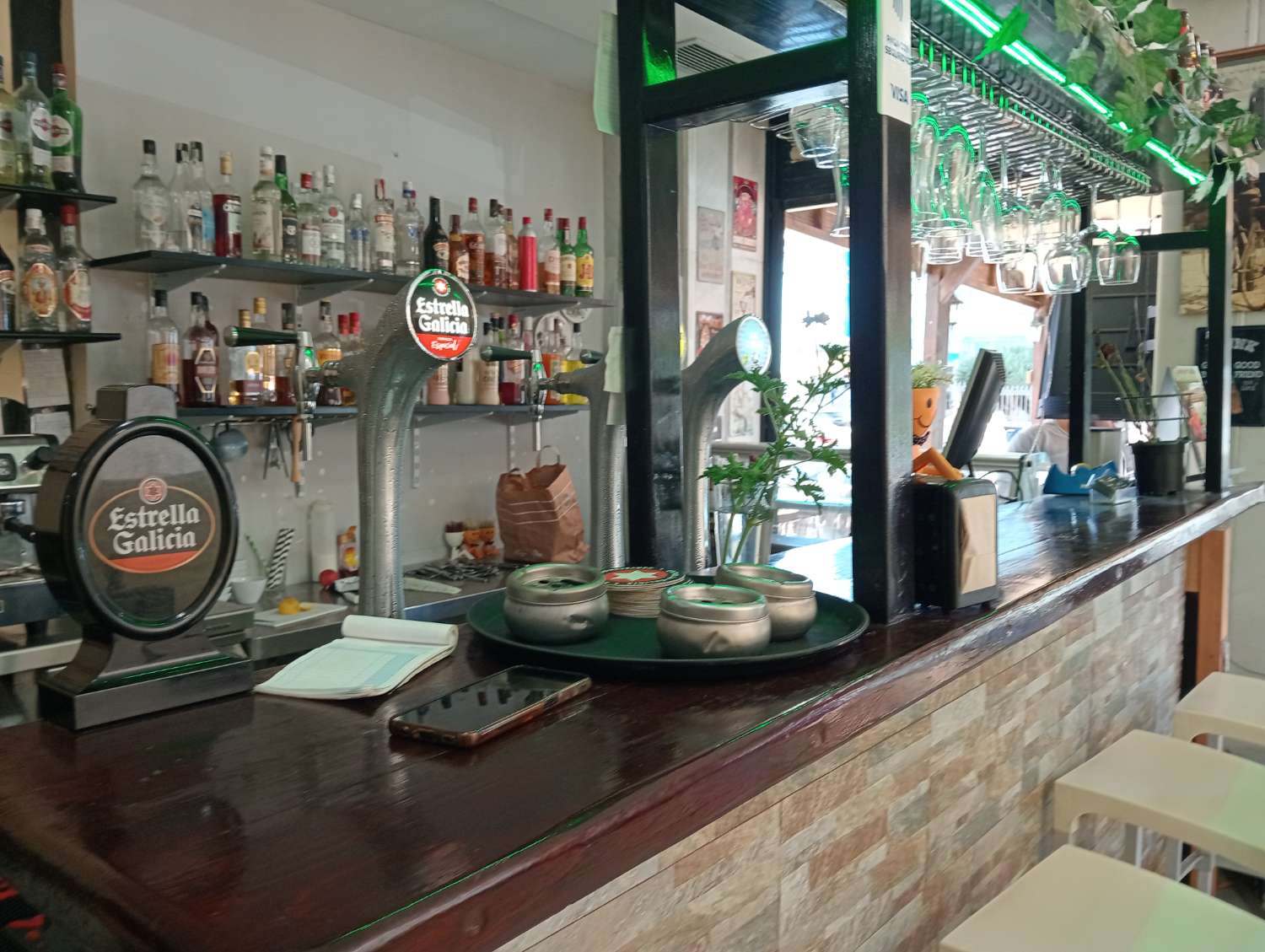 Cafe Bar in Vendita a Benalmadena Costa - Basso Affitto