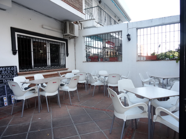 Cafe Bar zu vermieten in Benalmadena Costa del Sol