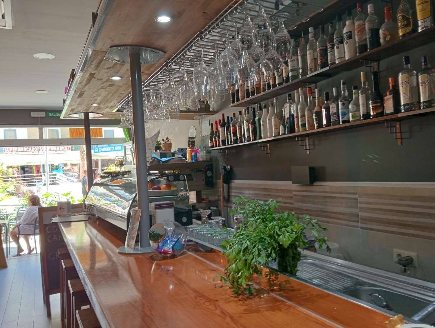 Traspaso Cafe Bar en Benalmadena Costa