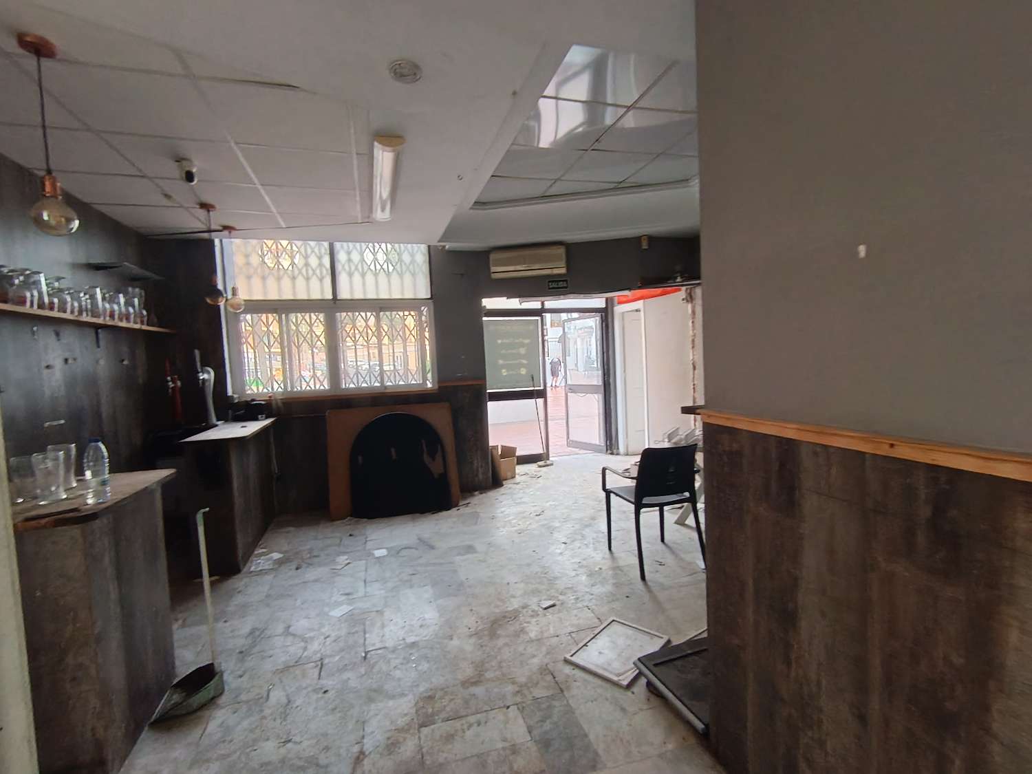 Alquiler Local Comercial en Benalmadena - Plaza Bonanza -