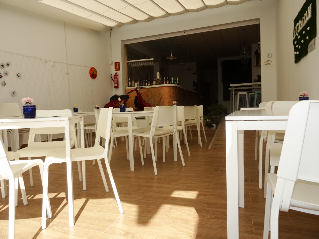 Cafe Bar for sale in Torremolinos-La Carihuela - beach front