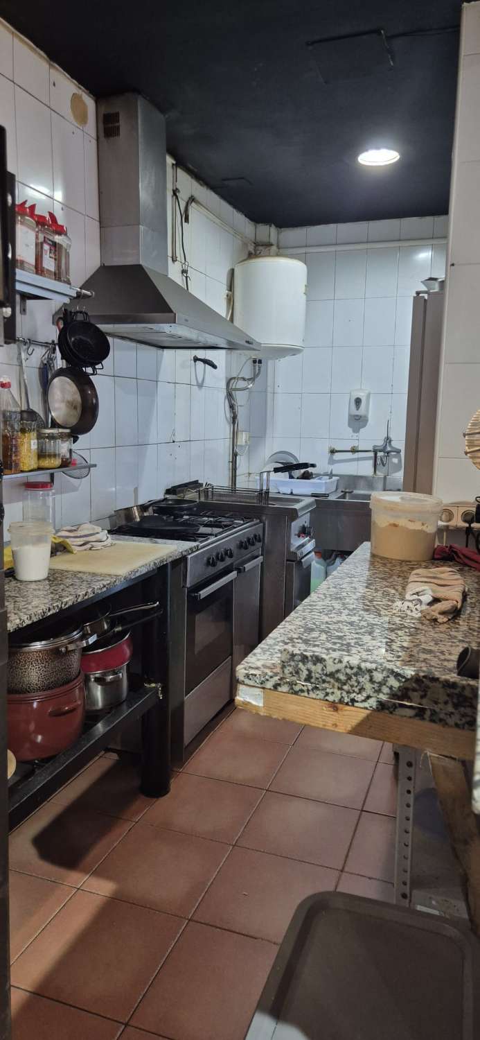 Traspaso Cafetería Pizzería en Benalmádena