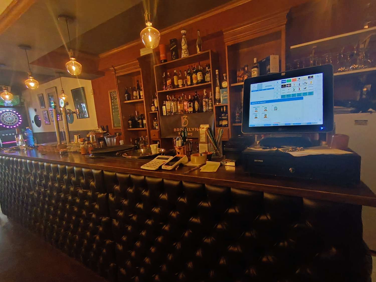 Traspaso Cafeteria & Bar de Copas en Benamadena