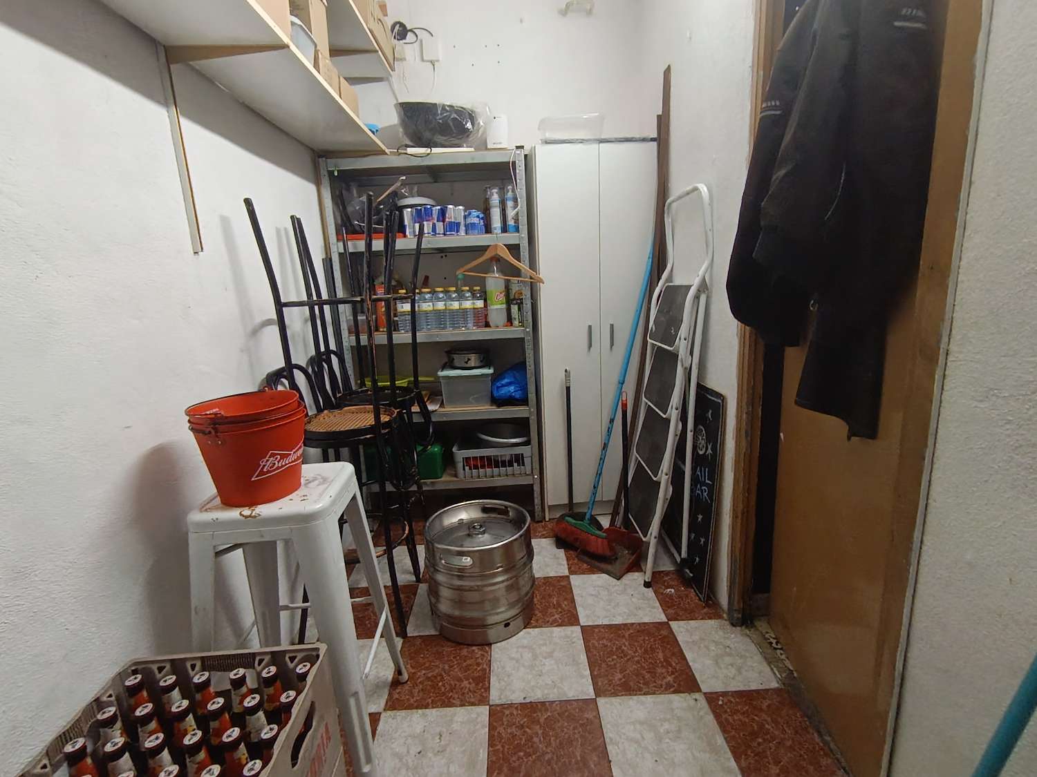 Traspaso Cafeteria & Bar de Copas en Benamadena
