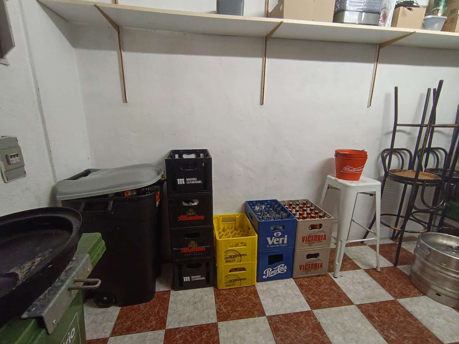 Traspaso Cafeteria & Bar de Copas en Benamadena