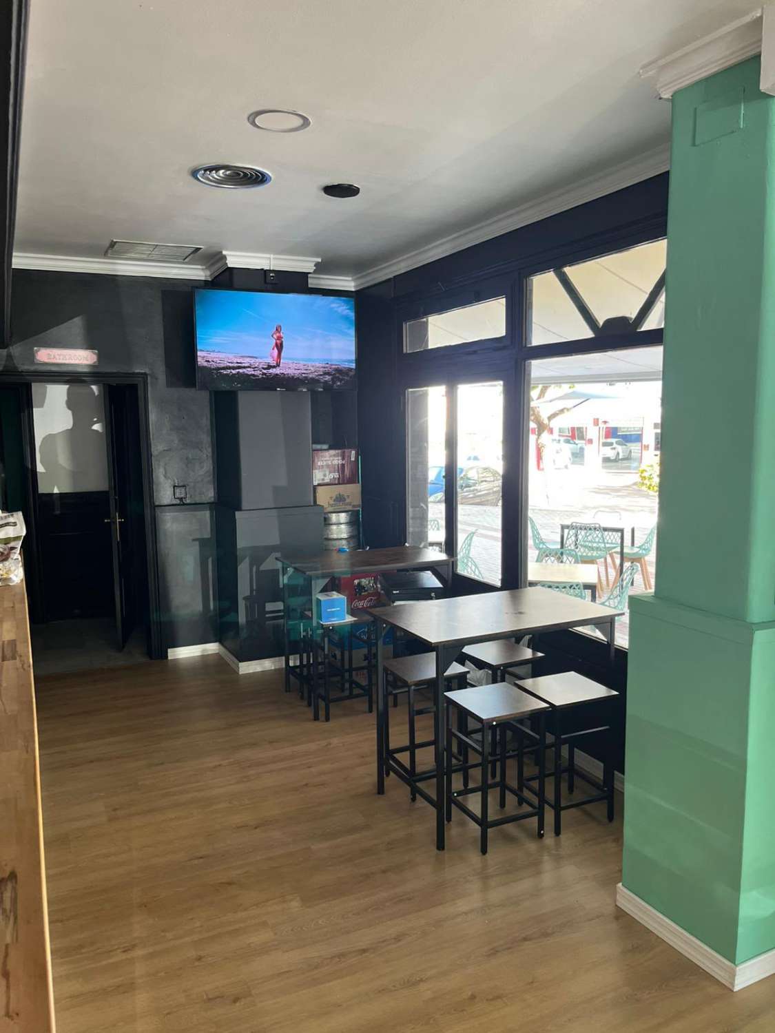 Traspaso Bar con Cocina en Benalmádena - Gran terraza 20 mesas