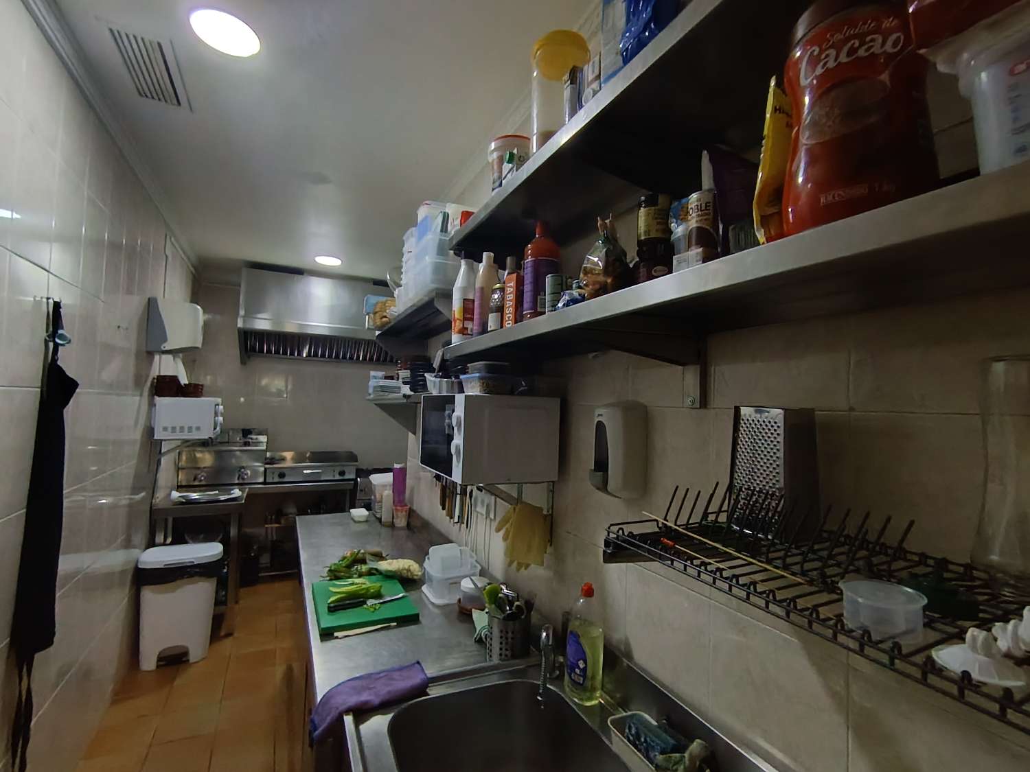 Traspaso Bar con Cocina en Benalmádena - Gran terraza 20 mesas