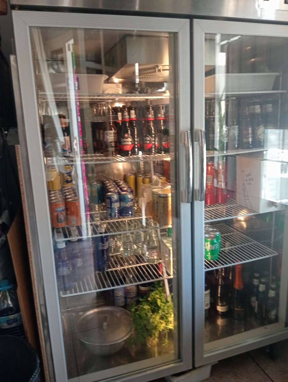 Traspaso Cafe Bar  en Torremolinos - Low Rent - 300 m De Playa La Carihuela Torremolinos