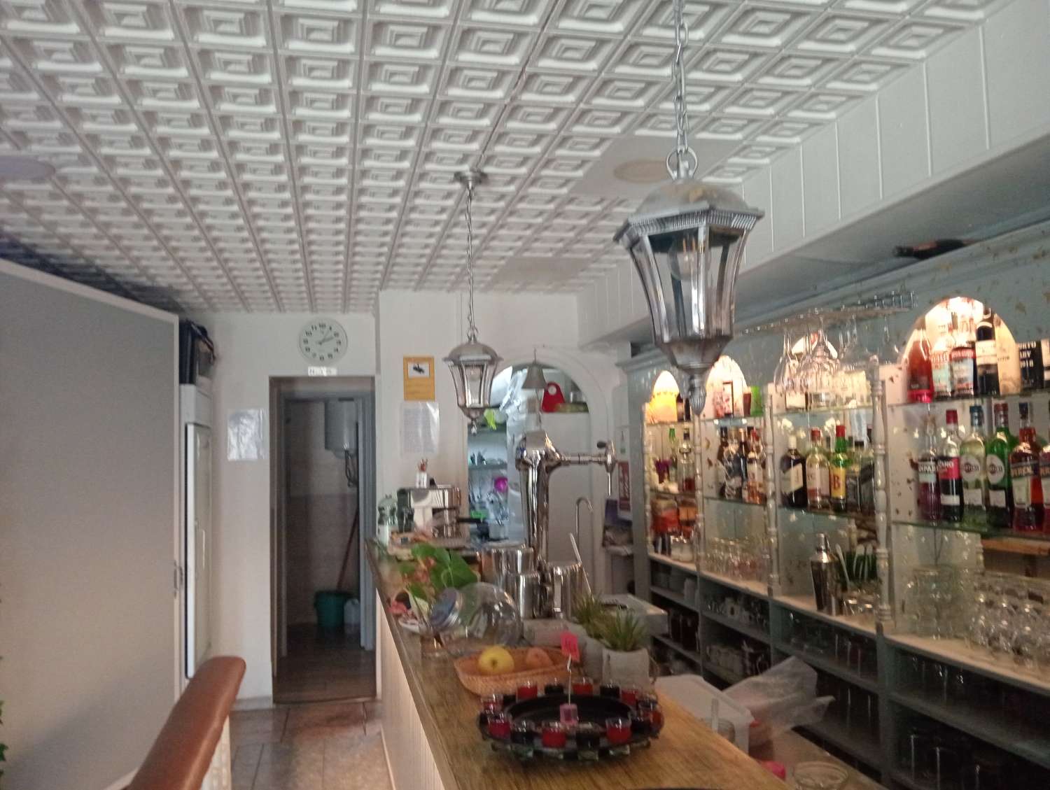 Traspaso Cafe Bar  en Torremolinos - Low Rent - 300 m De Playa La Carihuela Torremolinos