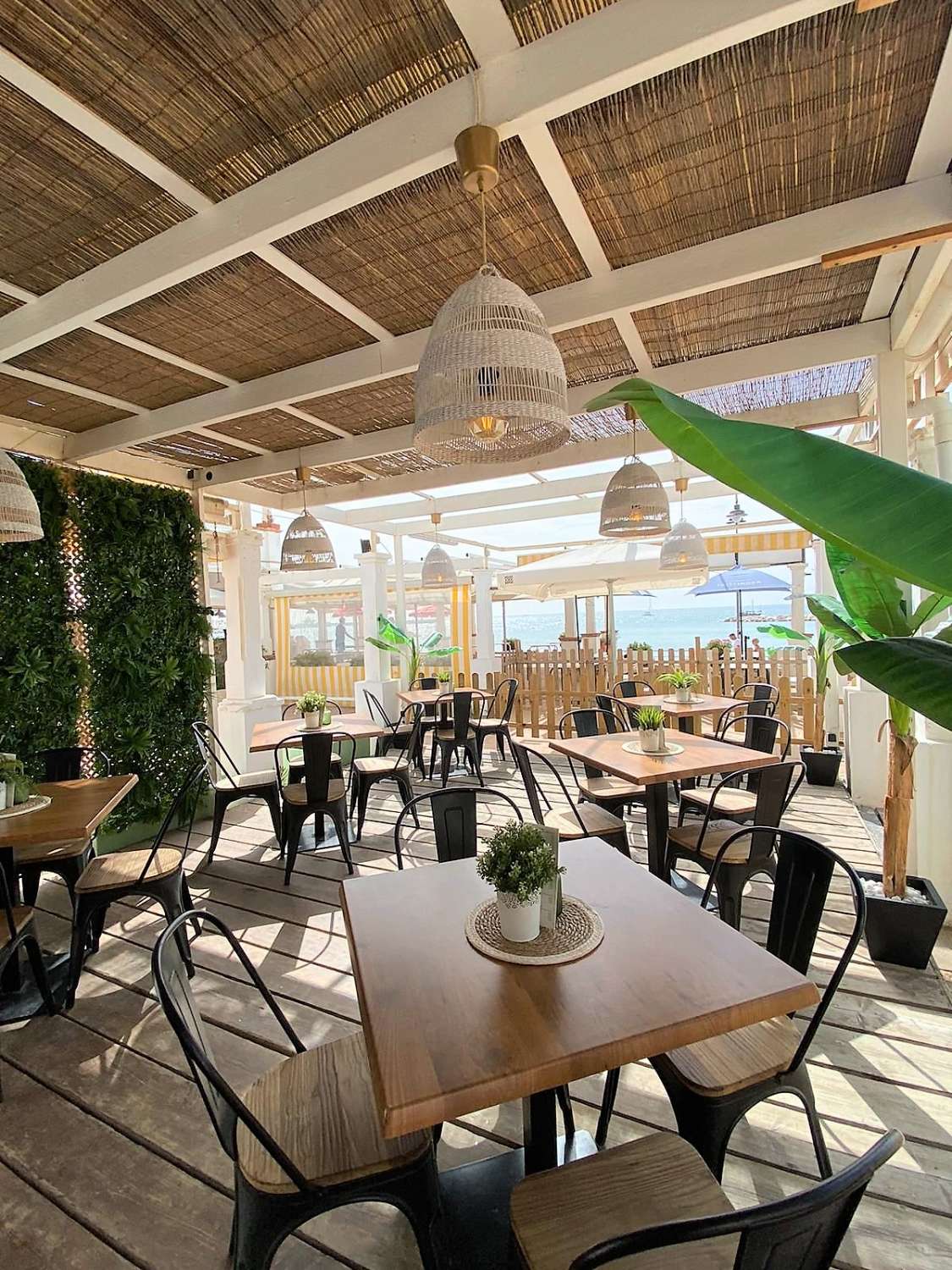 Traspaso Restaurante en Benalmádena Costa del Sol - Frente al Mar