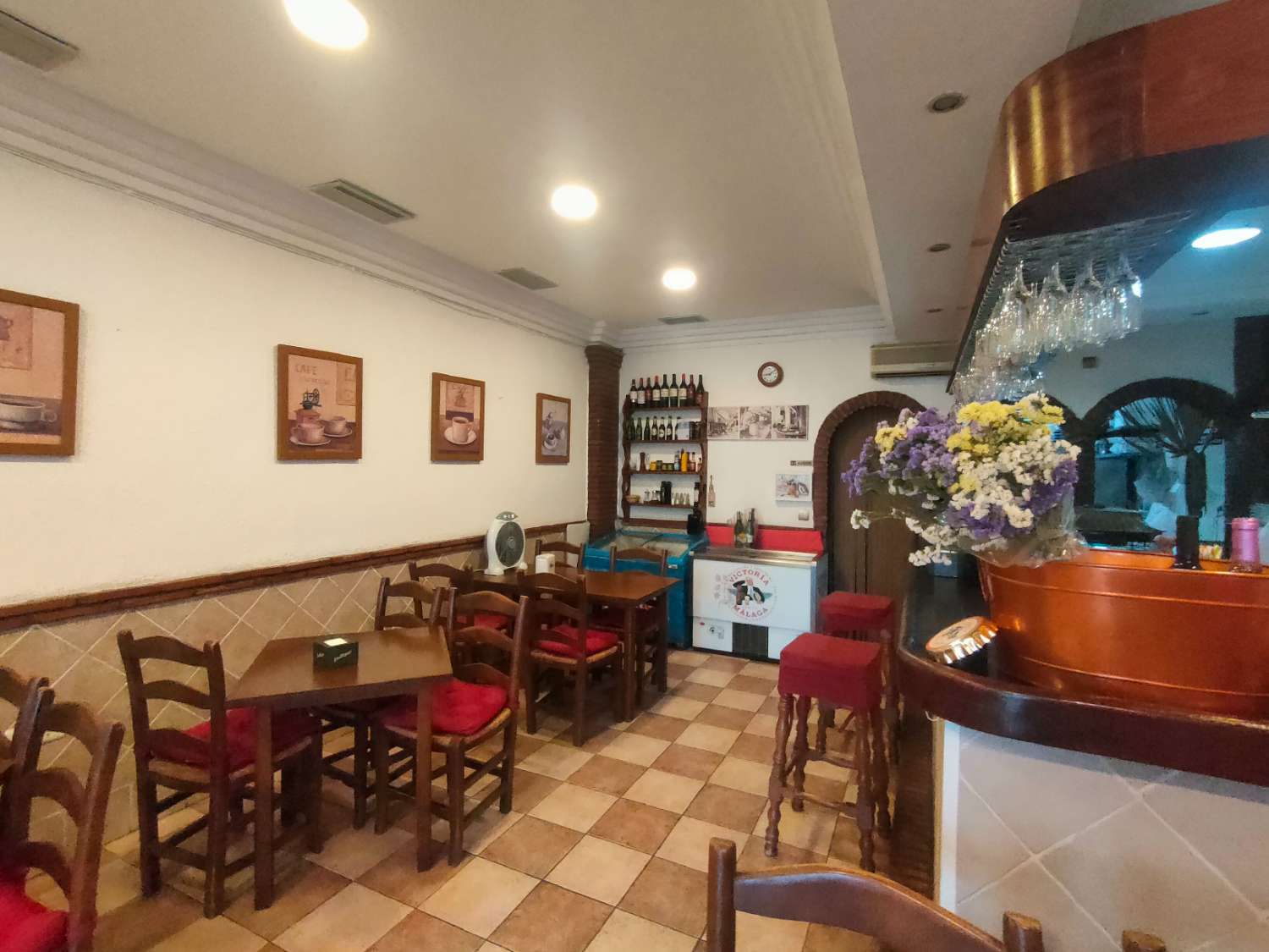 Fond de Commerce BistroCafé Bar bistro à vendre à Arroyo de la Miel, Benalmadena Costa del Sol - AREA PRIME