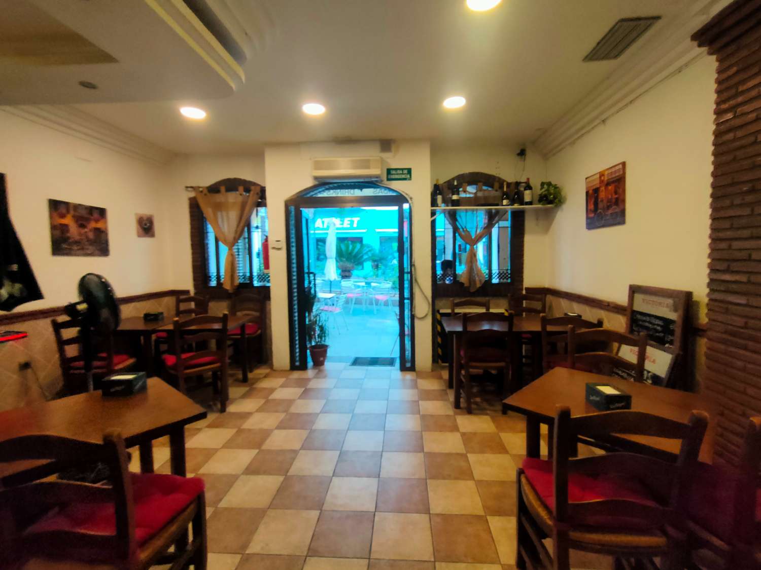 Cafe Bar bistro til salg i Arroyo de la Miel, Benalmadena Costa del Sol - AREA PRIME