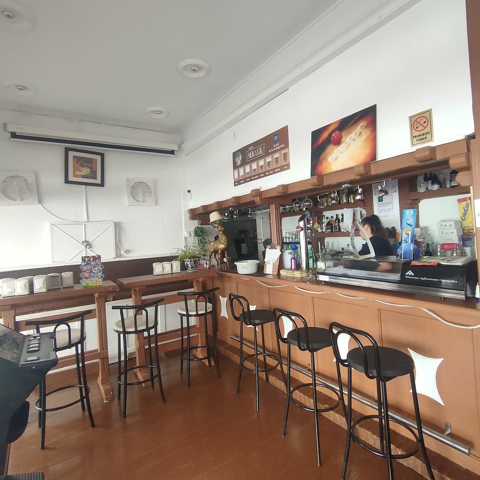 Kahvila-baari vuokrattavana paikassa Arroyo de la Miel, Benalmadena Costa del Sol