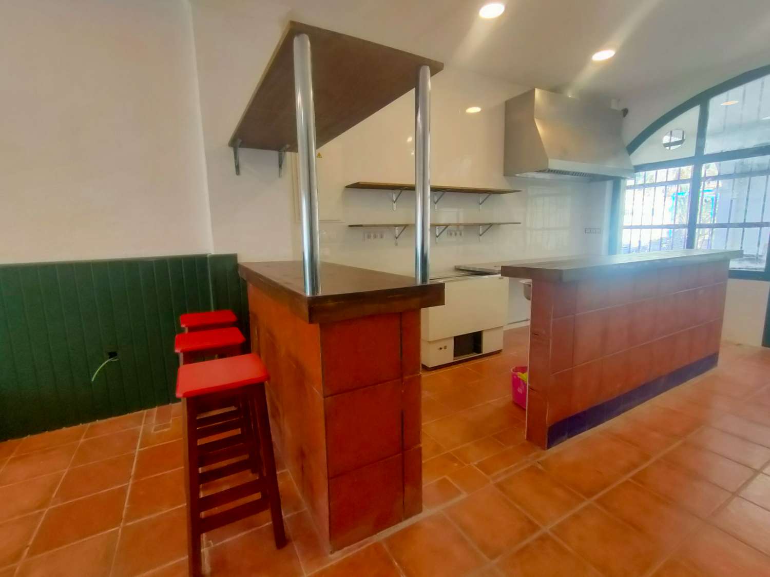 Bar en transferència in Solymar - Puerto Marina (Benalmádena)