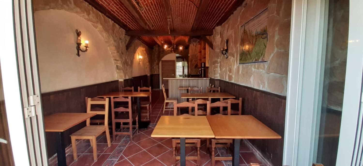 Cafe Bar Bistró FOR SALE in Benalmádena - BEACH FRONT