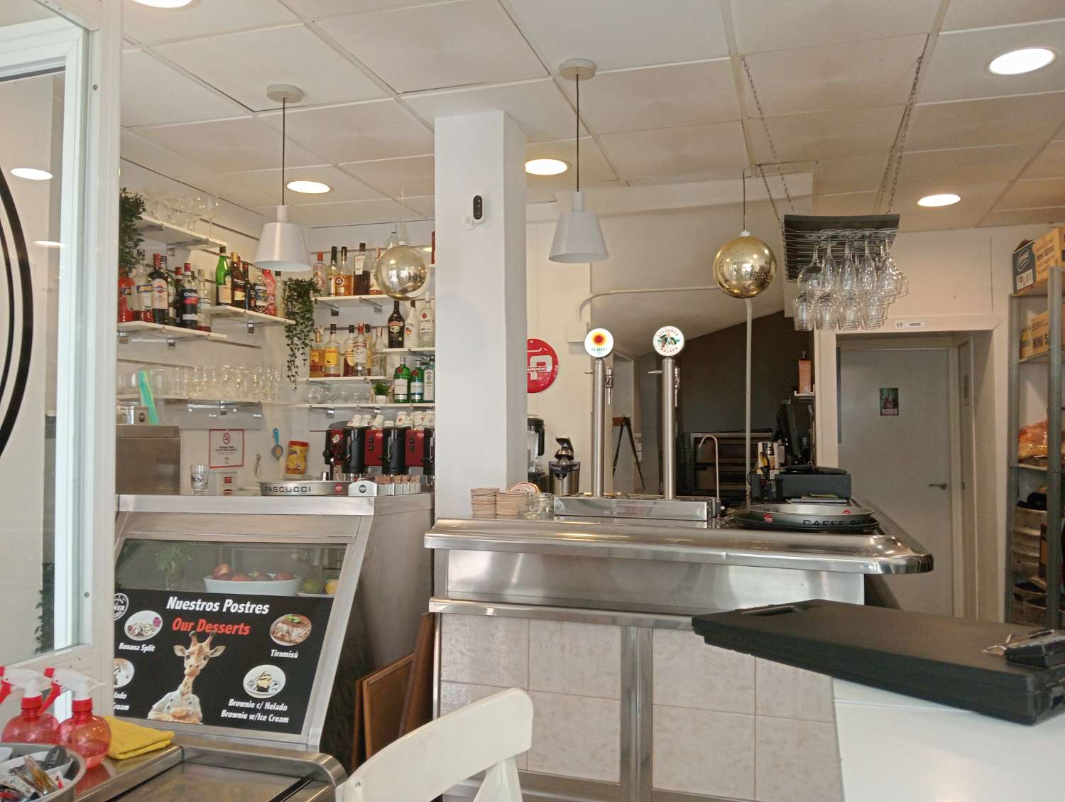 Traspaso Cafe Bar en Benalmadena Costa del Sol