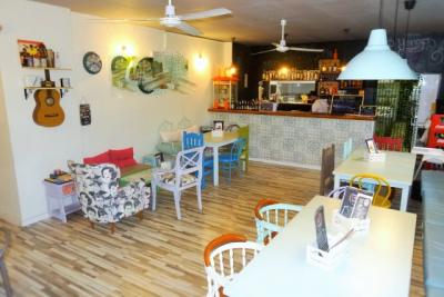 Cafè Burguer bar de copes a la venda a Benalmádena
