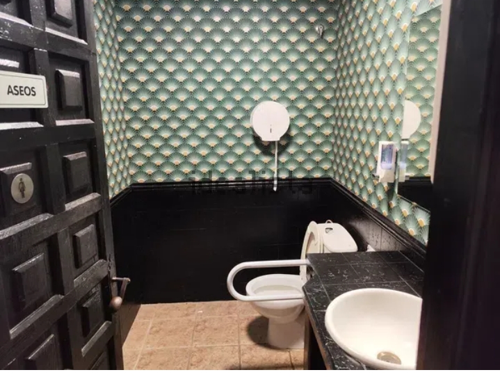 Alquiler Restaurante en Benalmadena - 250 m2 - se alquila sin maquinaria -