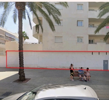 Alquiler Local comercial en Benalmádena Costa del Sol - a metros PUERTO MARINA