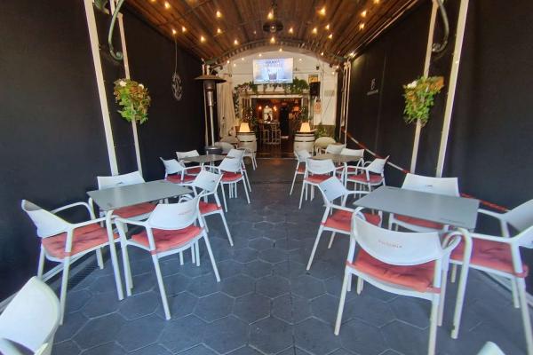 Traspaso Cafeteria & Bar de Copas en Benamadena