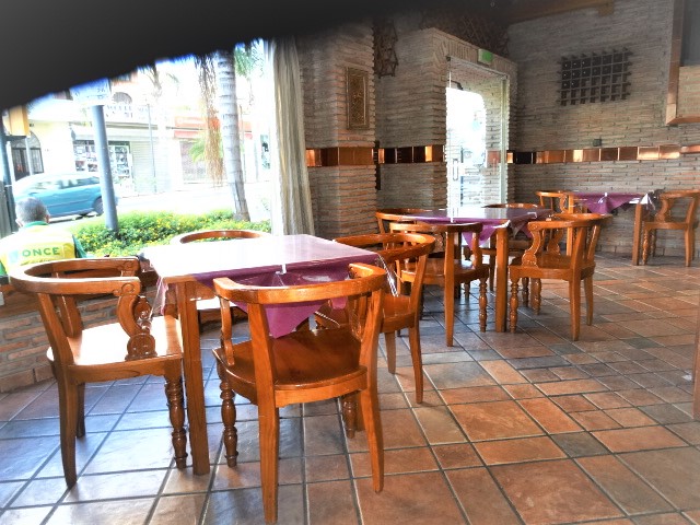 Traspaso Espectacular Cafeteria  Restaurante en Benalmadena Costa del Sol