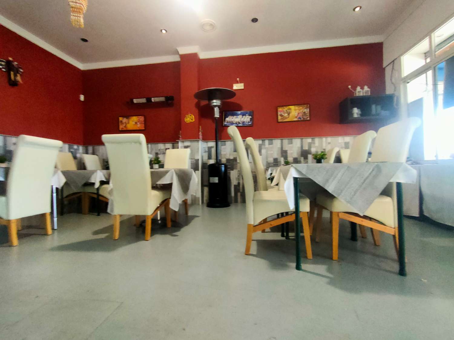 Restaurant & Cafe Bar in Torremolinos - Strandfront