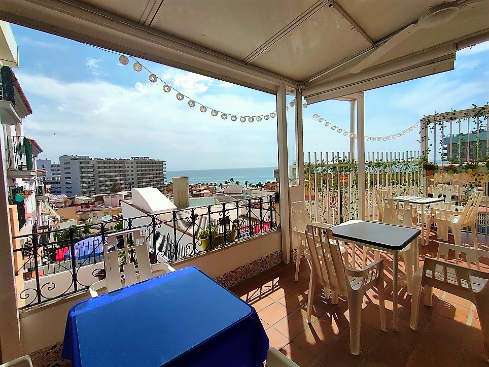 Se Vende Cafe Bar en Torremolinos - Terraza con vistas Panoramicas